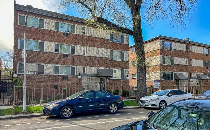 Edgewater Apartment Properties: Kiser Group Lists Trio