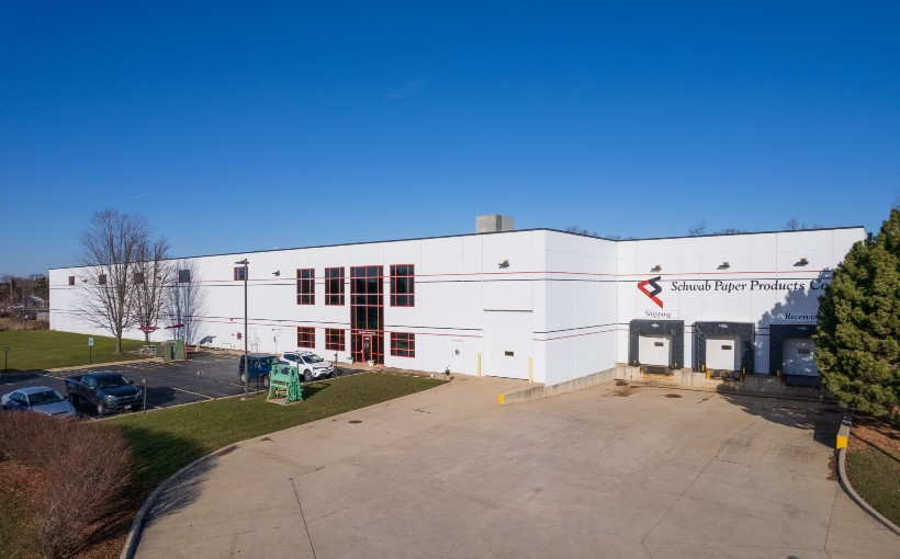 Schwab Paper Products Renew Full-Building Lease in Romeoville, IL