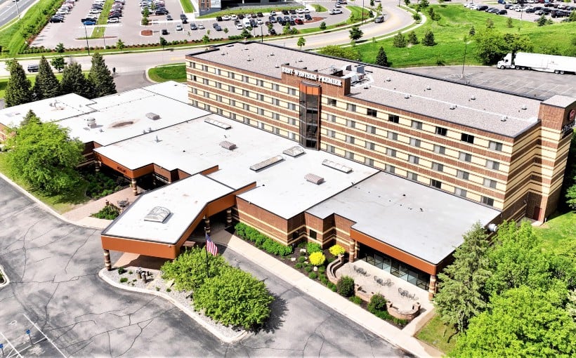 Twin Cities Hotel: Best Western Inn Sold for $9M