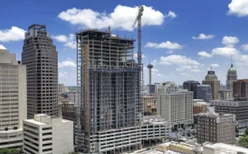 San Antonio Luxury Apartment with 354 Units Reaches Milestone