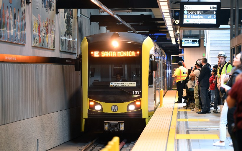 LA Metro Regional Connector Unites 4 Transit Lines