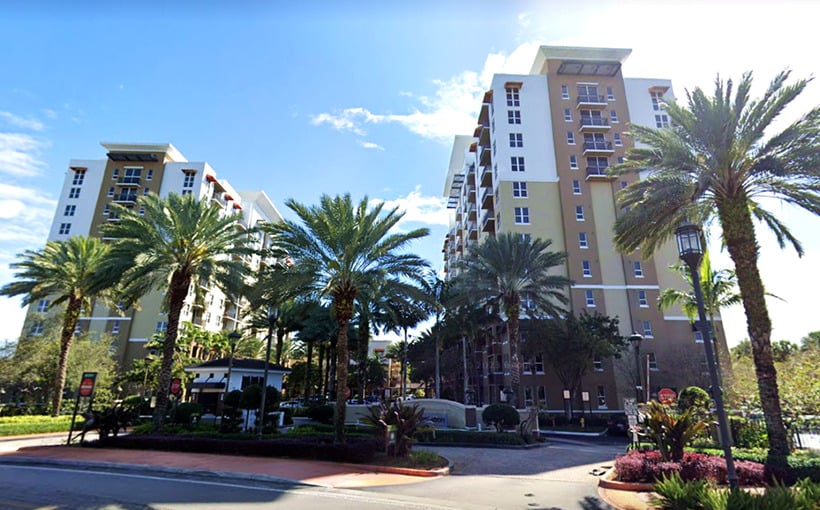 Waterton Buys 321-Unit One Plantation Apartment Complex