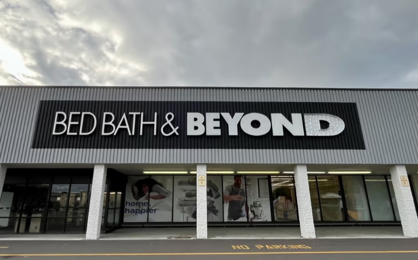 Burlington Coat Factory Opens New Store in Deerfield, IL at Bed Bath & Beyond