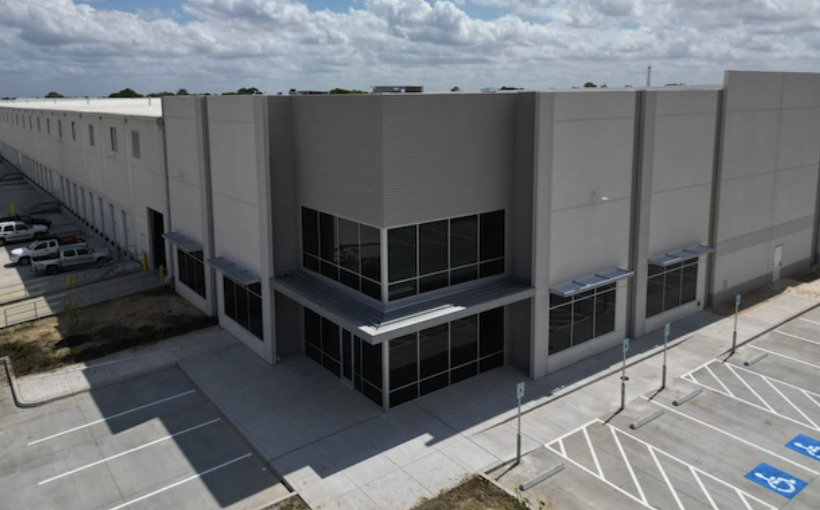 Secure $90.6 Loan for Dalfen's 1 Million SF Houston Business Park