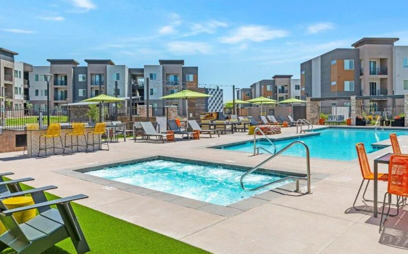 Secure $53M Refinancing Loan for Glendale Apartments | PCCP