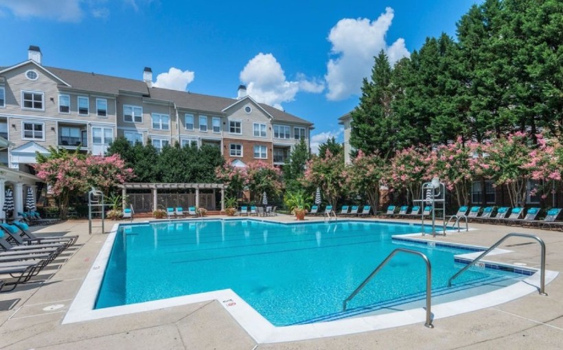 "Peterson Companies Acquires Multifamily Community in Rockville"