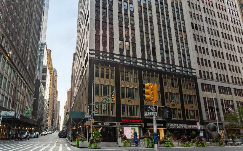 1410 Broadway Office Leases: LH Charney Signs 27K-SF Deals