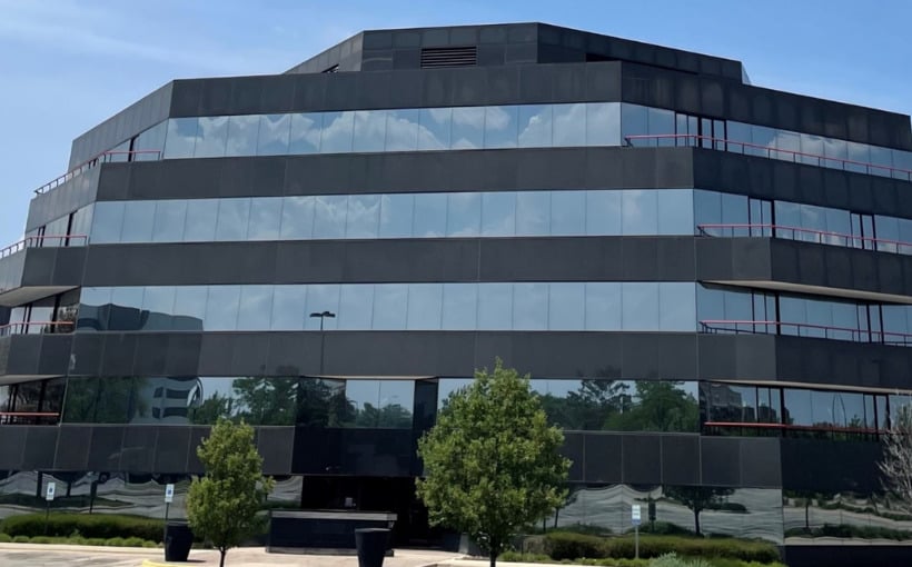 "Conversion of Schaumburg Office Building Results in $3.5M Sale"