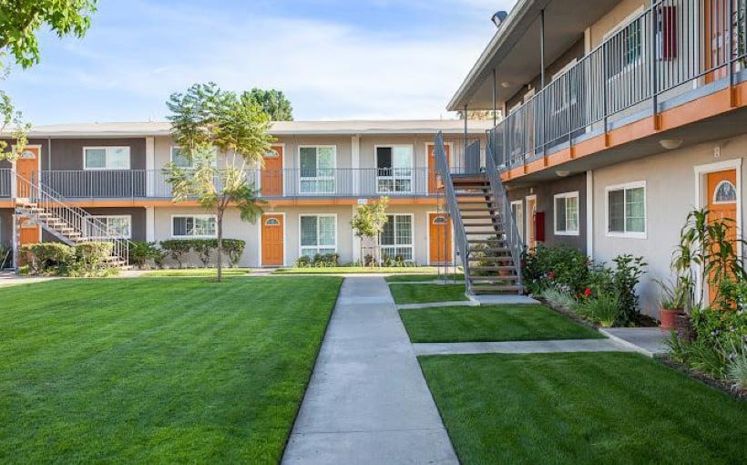 "OC Apartment Properties: $142M Cash-Out Refinance Success"