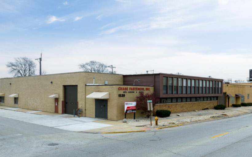 "Industrial Building and Parking Lot Sale in Melrose Park for Entre Brokers"