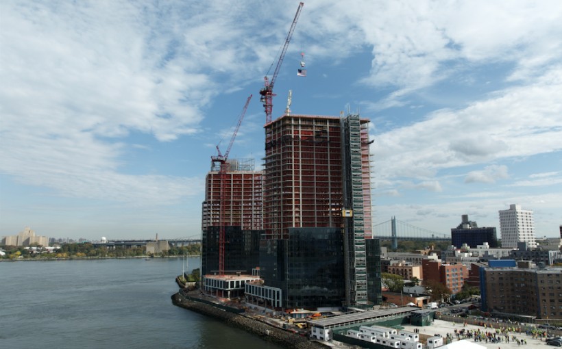 "Durst Urban Atelier Tops Out Astoria Mixed-Use Complex"