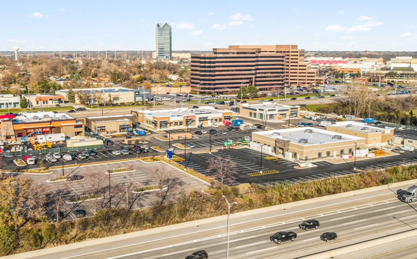 "JLL Facilitates Sale of Newly Developed Retail Center in Oakbrook"