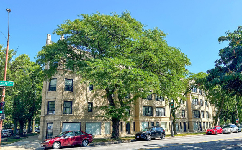 Rogers Park Mixed-Use Property Sells for $8M