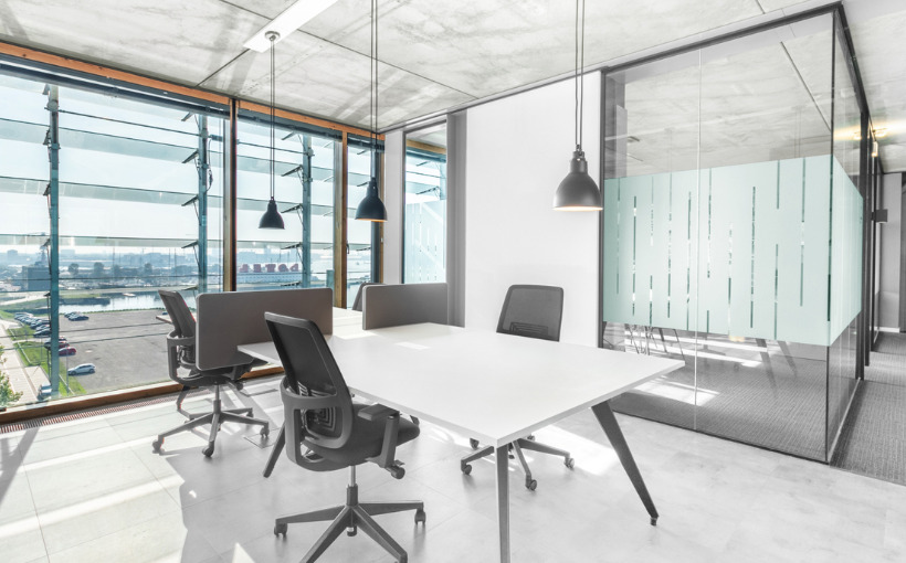 "Expanding Across Illinois: IWG Introduces 21 New Flex Workspace Centers"