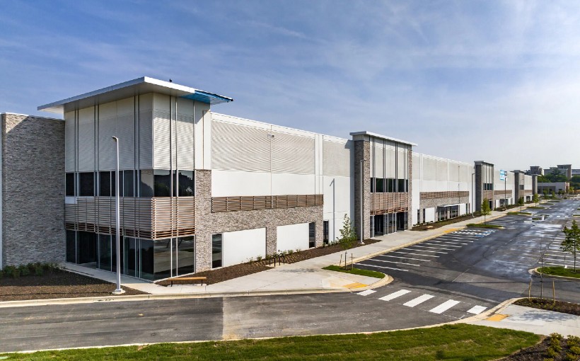 "Matan Signs 198K-SF Full-Building Lease in Gaithersburg - SEO Friendly"