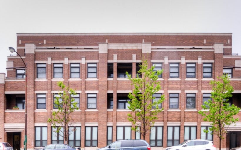 Breneman Capital Acquires West Loop Apartment Building - SEO Friendly