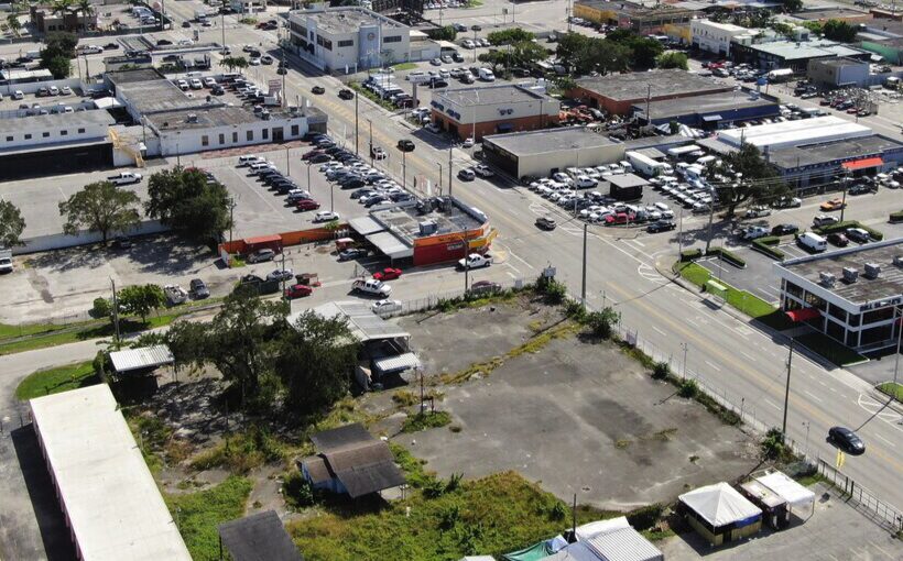 Facility Knickpoint Secures $18M Financing for Miami Self-Storage Facility - SEO Friendly