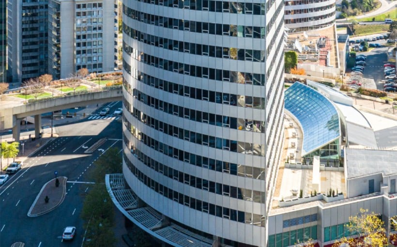 "Rosslyn HQ Lease: NACD Secures Long-Term Agreement"