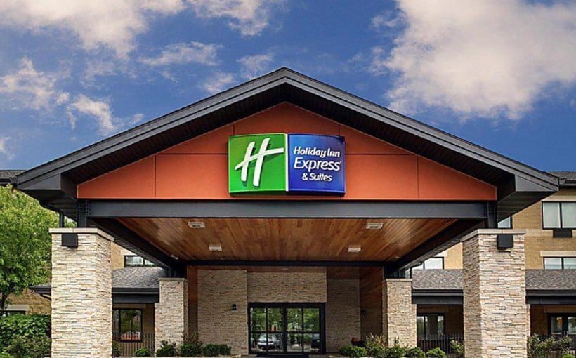 Mt. Vernon Triangle Holiday Inn Express Faces Foreclosure "Foreclosure Looms for Mt. Vernon Triangle Holiday Inn Express"