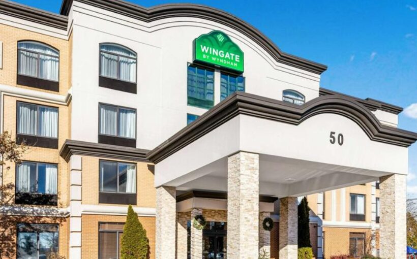 "Wingate by Wyndham Schaumburg Hotel Undergoes Ownership Change"