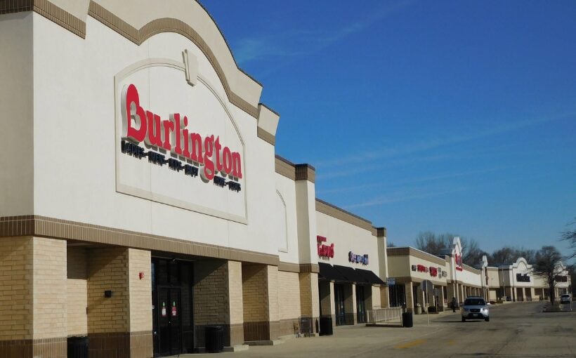 "Maryland Firm Acquires Elgin Retail Center for $19M"