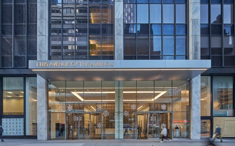 Manhattan "New Leases Signed by SL Green in Midtown Manhattan - Boosting Business Growth"