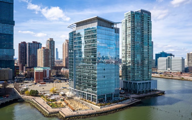 "62K SF Leases Arranged in Jersey City by C&W"