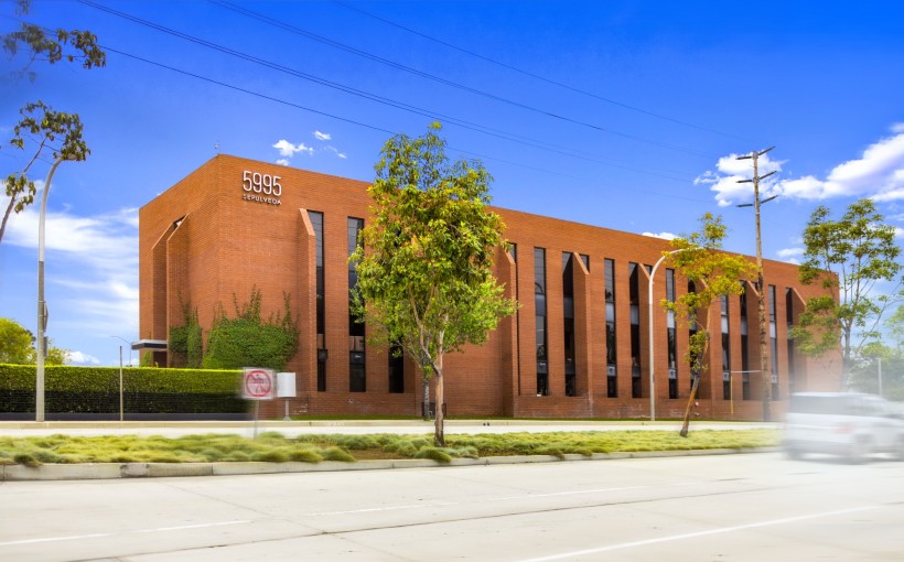 "Owner-Occupier Trades for Vacant Culver City Offices"