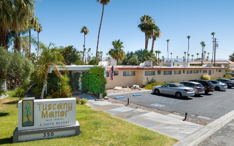 "Palm Springs Resort Sold for Apartment Conversion"