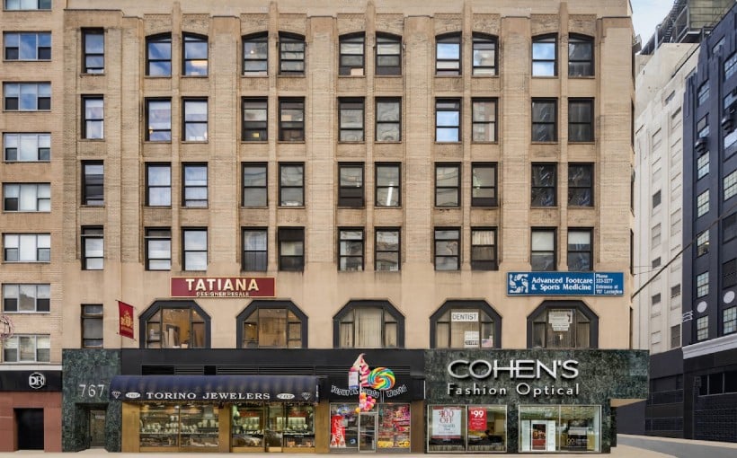 "Cohen Fashion Optical Extends Lease in Upper East Side"