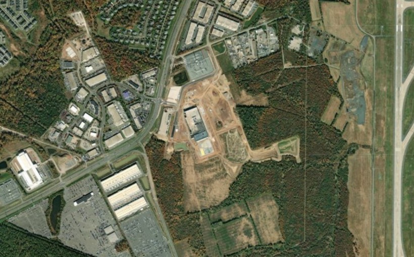 "Expanding in Sterling: Data Center Giant's Growth Plans"