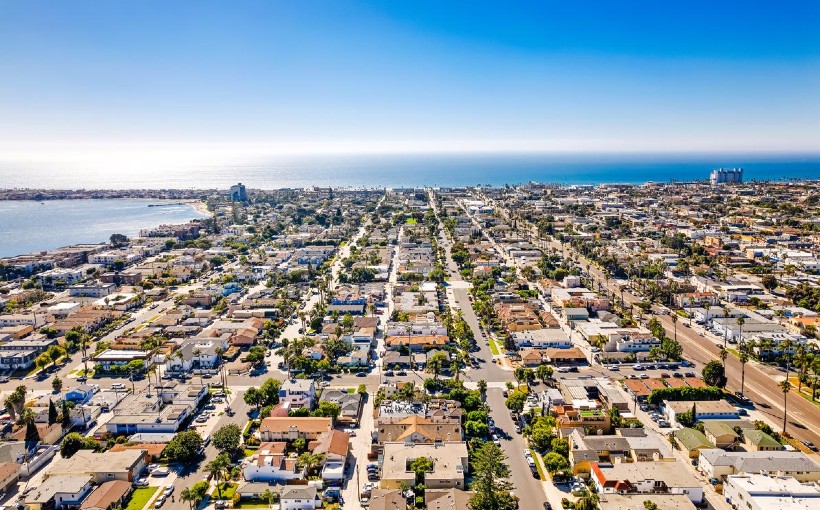 "San Diego Multifamily Owners Sell Off Assets After 50 Years"