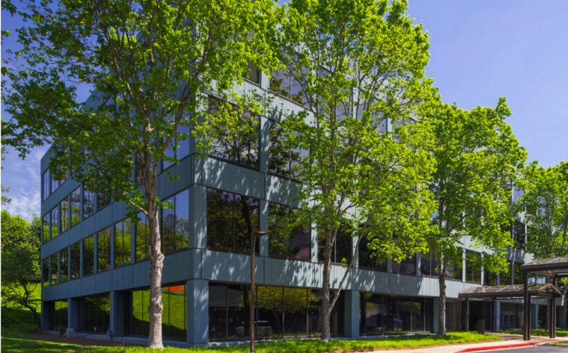 "30% Off: Acquiring a Distressed Atlanta Office Park"