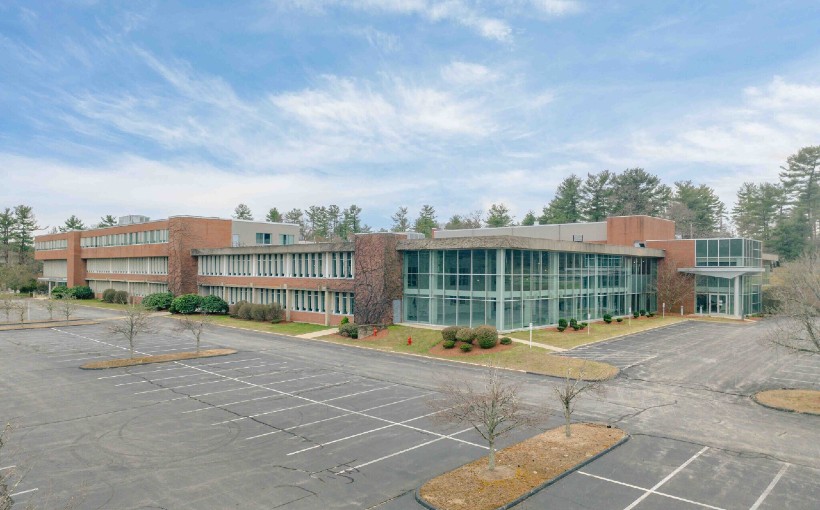 Newmark Arranges 142K-SF R&D Lease in Bedford: A Successful Transaction