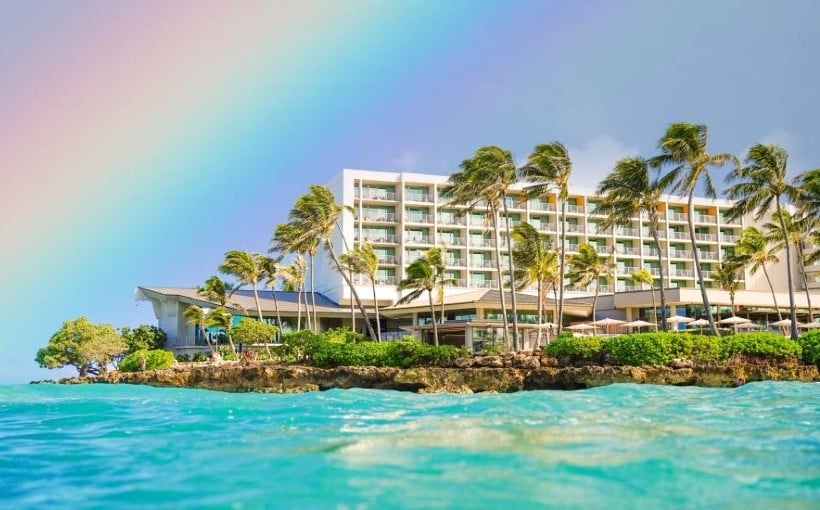 "Blackstone Trades O'ahu's Turtle Bay Resort for $725M"