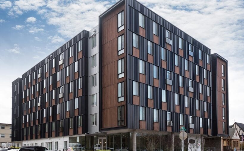 "JLL Facilitates Student Housing Financing Near University of Oregon"