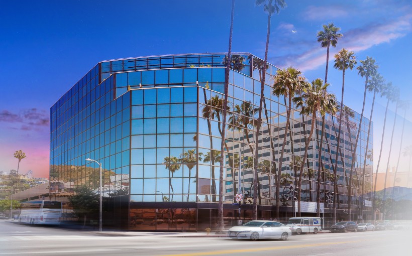 "All-Cash Transaction: Hollywood Offices Trade with Added Value"