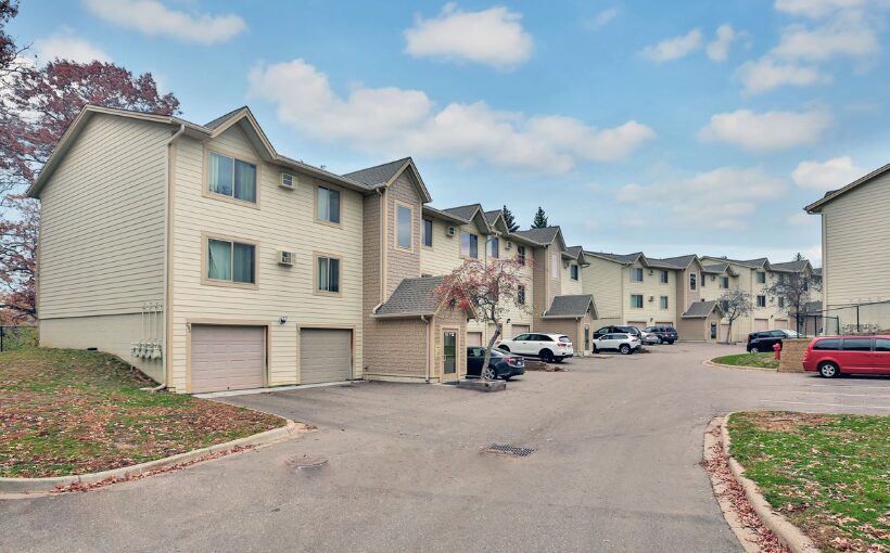 JLL Sells Minneapolis Townhomes: Closing Sale