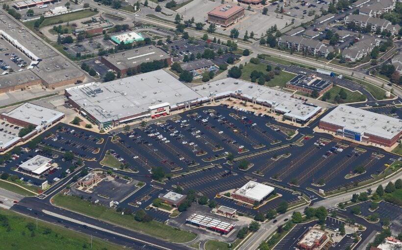 "Core Acquisitions Purchases $34M Shopping Center in Chicago Area"