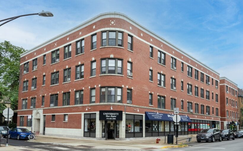 Mixed-Use Property in Hyde Park Chicago Sells