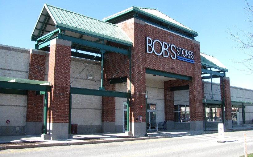 Discount Chain Bob's Stores Enters Chapter 11 Liquidation