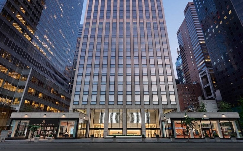 "Charles Schwab Renews Lease at 1133 Ave. of the Americas for 11 Years"