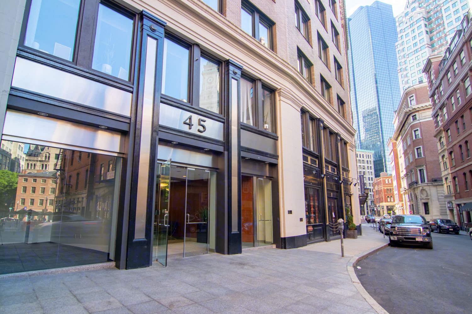 "Discover the New Boston Location for a 3D Tech Firm with Avison Young"