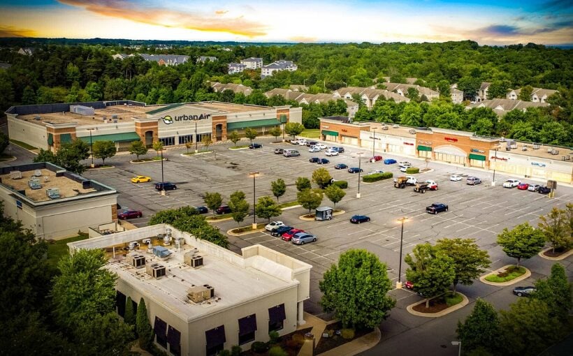 "VA Retail Center Secures $14.5M Financing with Assistance from Marcus & Millichap"