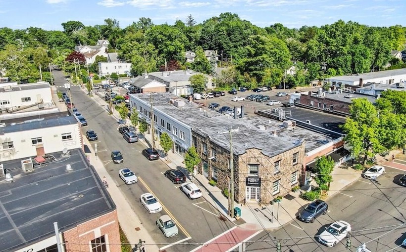 "Greenwich Portfolio with Family Ownership Sells for $19M in Mixed-Use Deal"