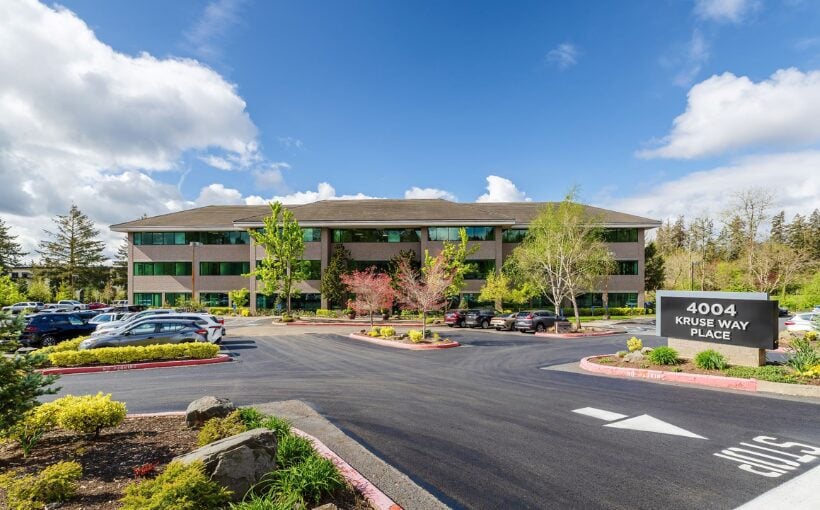 "JLL Facilitates the Sale of a Medical Office Building in Lake Oswego"