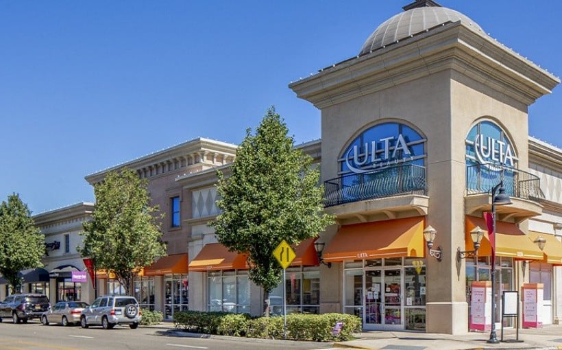 "Open-Air Brentwood Shopping Center Added by CenterCal and Heitman"