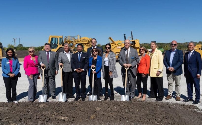 "Breaking Ground: 2CyrusOne's New Aurora Data Center Homes"