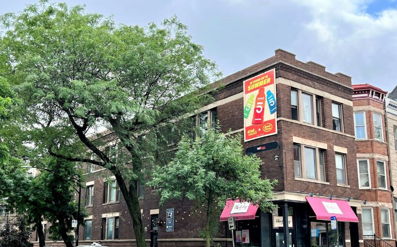 Essex Sells Mixed Use Building in Ukrainian Village