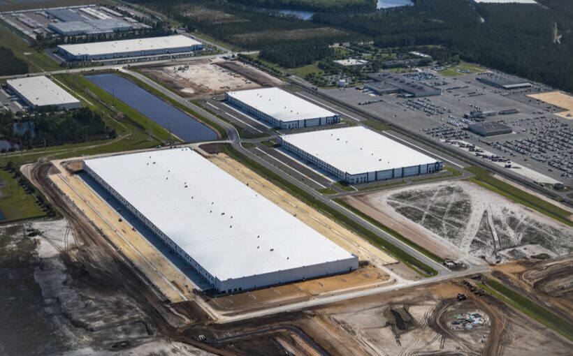 "Jax Logistics Building Secures $61.3M Refinancing from Hillwood"